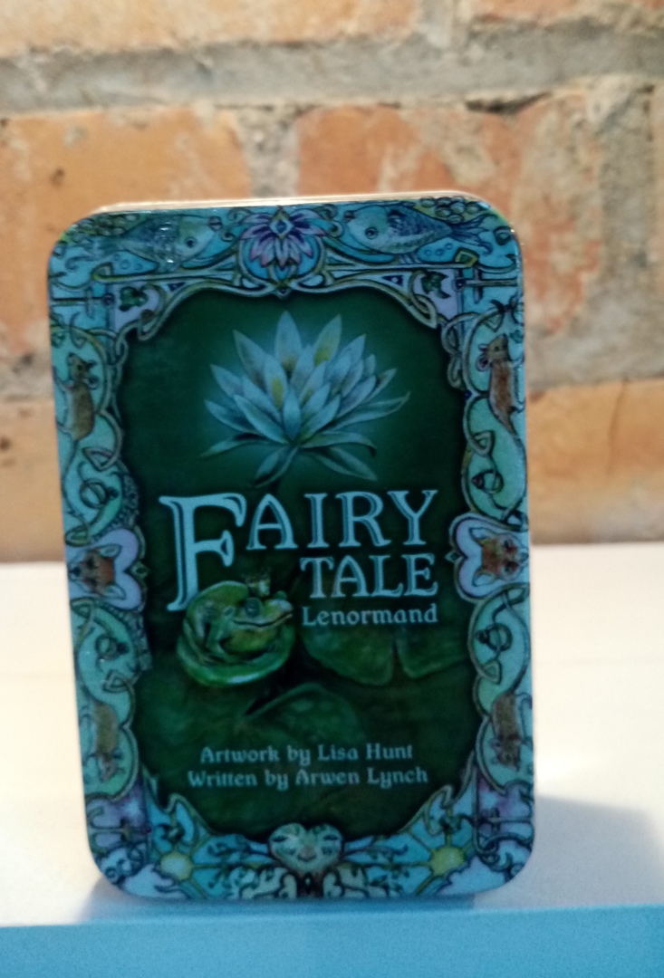 Fairy tale Lenormand (in a tin) image 0